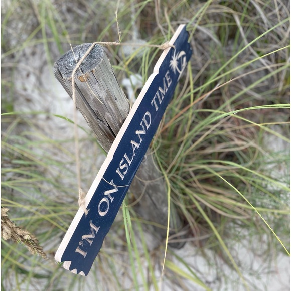 NEW “I’M ON ISLAND TIME” WOODEN BOARD SIGN COASTAL NAUTICAL BEACH WALL DECOR - Picture 7 of 16
